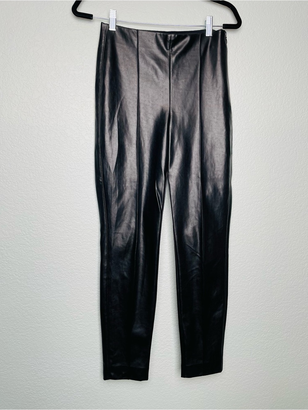 Babaton Aritzia Black Vegan Faux Leather Side Zip Pants | Size 8